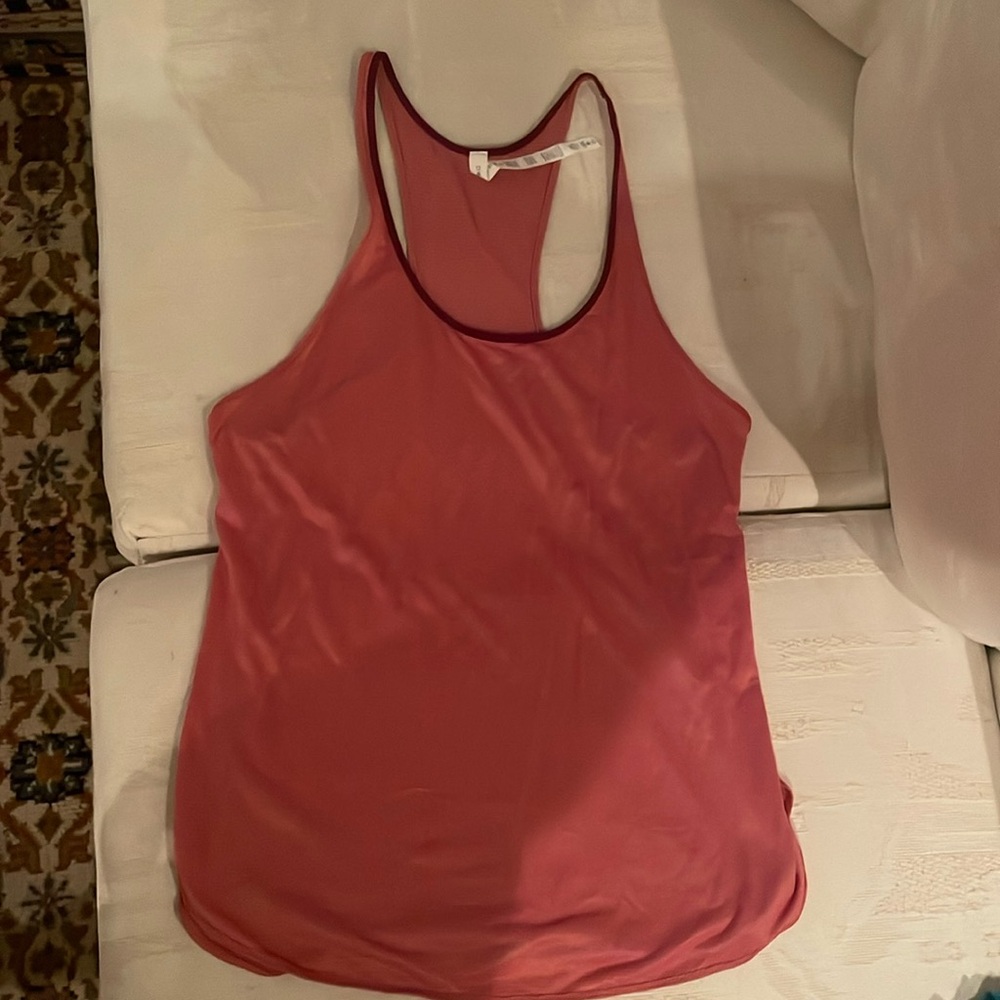 COPY - Lulu Lemon tank